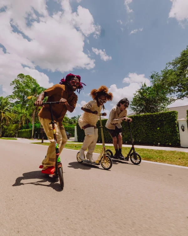 THE GHOST SCOOTER