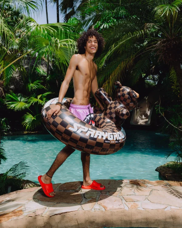 MONEYBEAR - POOL PARTY FLOATY
