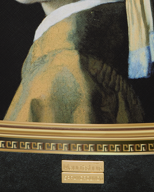 MAURITSHUIS MUSEUM 3D FRAME GIRL WITH A PEARL EARRING COLLAB BACKPACK