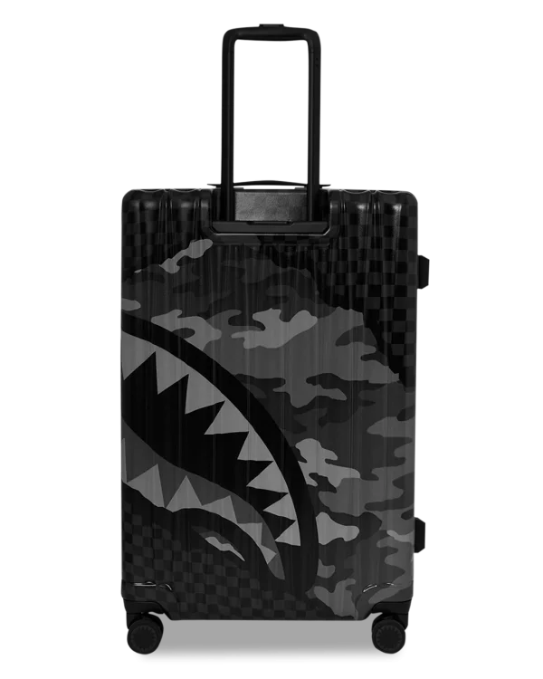 3AM RIPTIDE SHARKNAUTICS HARDSHELL FULL-SIZE LUGGAGE