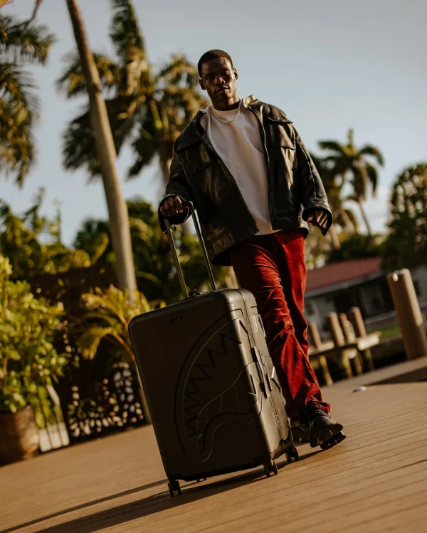 REALITY CHECK SHARKITECTURE FULL-SIZE JETBLACK LUGGAGE (GUNMETAL HARDWARE)