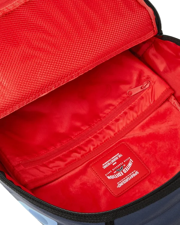 SHARK CENTRAL LATE ARRIVAL DLXSV BACKPACK